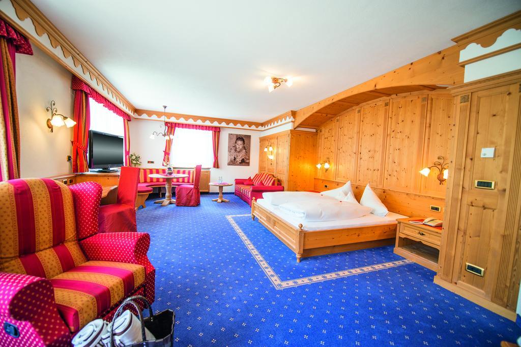 Hotel Plunhof Ridanna Eksteriør bilde